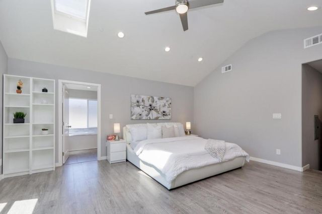 52 Murray Court, Redwood City, CA 94061