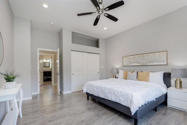 52 Murray Court, Redwood City, CA 94061