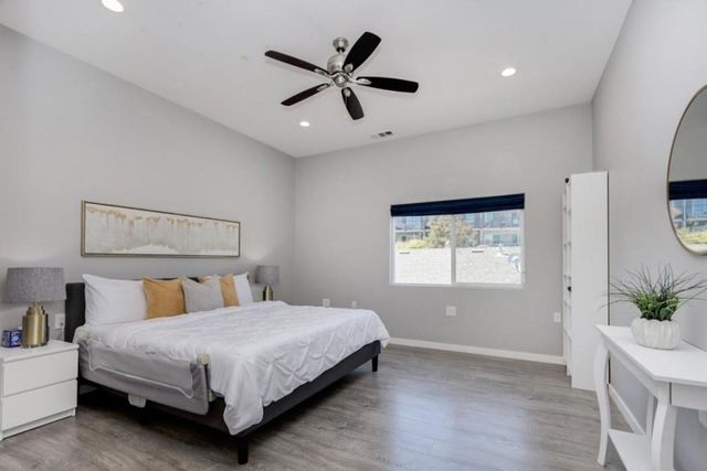 52 Murray Court, Redwood City, CA 94061