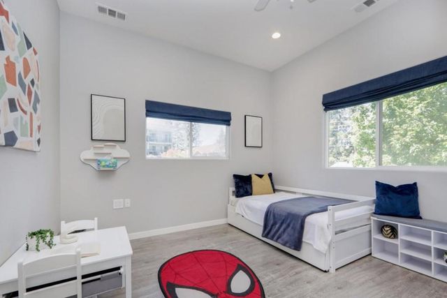 52 Murray Court, Redwood City, CA 94061
