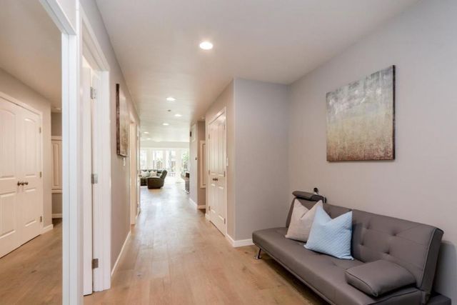 52 Murray Court, Redwood City, CA 94061