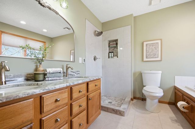 14205 Julliard Street NE, Forest Lake, MN 55025