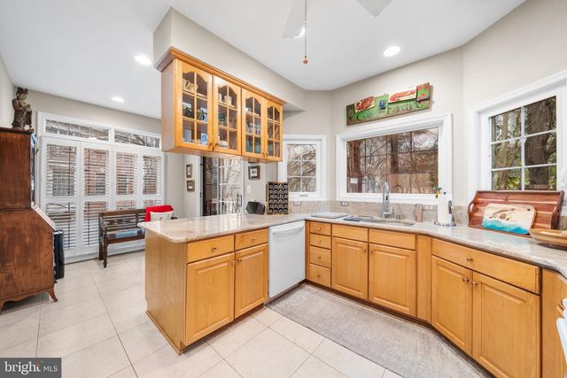 4620 KNIGHT PL, Alexandria, VA 22311