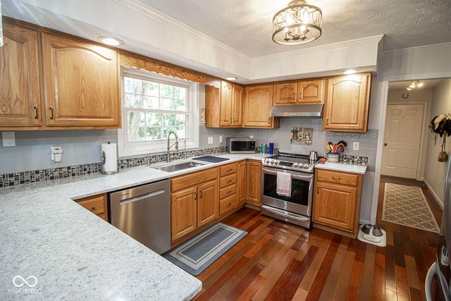 8910 Skippers Way, Indianapolis, IN 46256