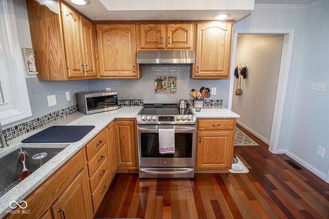 8910 Skippers Way, Indianapolis, IN 46256