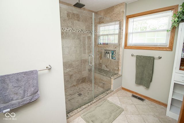 8910 Skippers Way, Indianapolis, IN 46256
