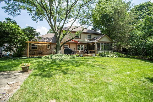 8910 Skippers Way, Indianapolis, IN 46256