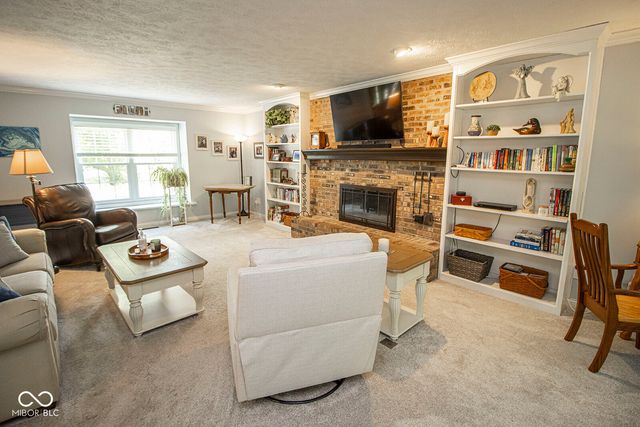 8910 Skippers Way, Indianapolis, IN 46256