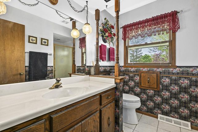 3459 Oak Tree LANE, Elmwood Park, WI 53405