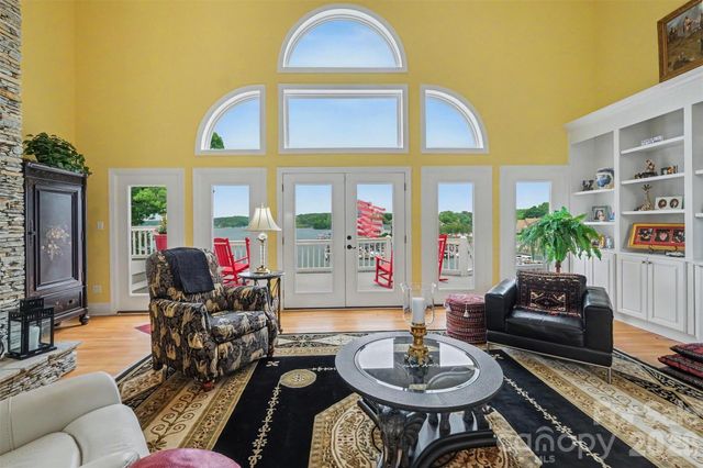 16105 Woolwine Road, Charlotte, NC 28278