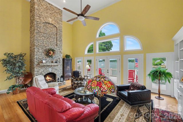 16105 Woolwine Road, Charlotte, NC 28278