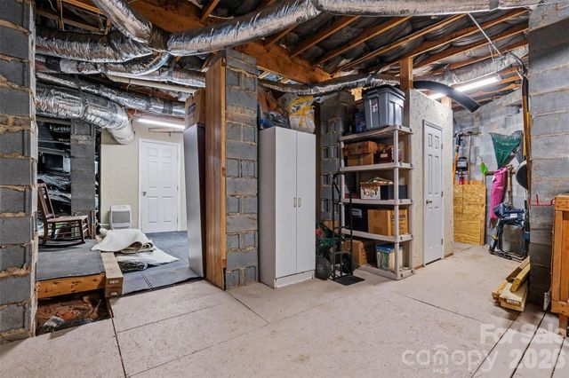 16105 Woolwine Road, Charlotte, NC 28278