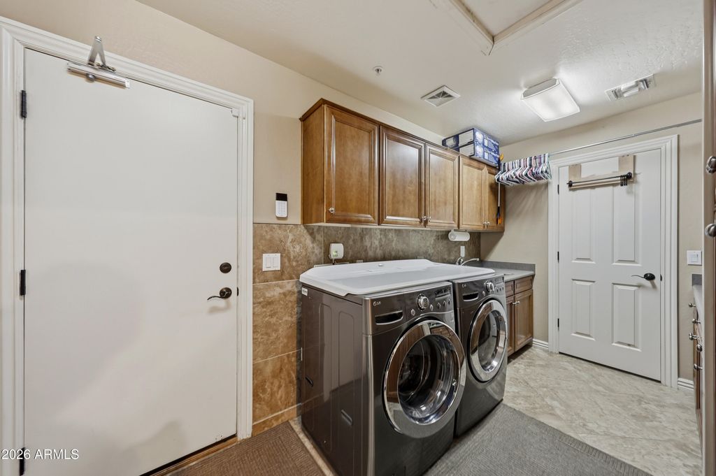 Image 63 of property listing at 7909 W Briden Lane, Peoria, AZ 85383