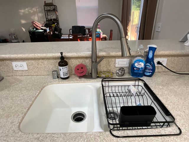 10537 Lake Point Ave, Stockton, CA 95219