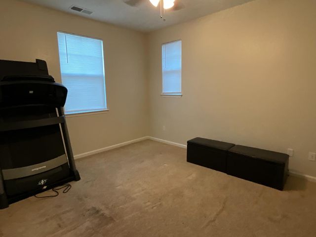 10537 Lake Point Ave, Stockton, CA 95219