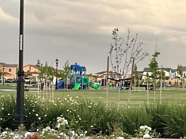 10537 Lake Point Ave, Stockton, CA 95219