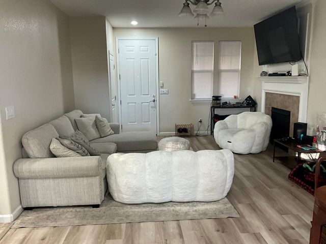 10537 Lake Point Ave, Stockton, CA 95219