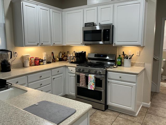 10537 Lake Point Ave, Stockton, CA 95219