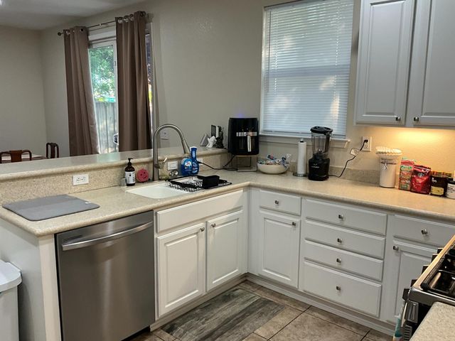 10537 Lake Point Ave, Stockton, CA 95219