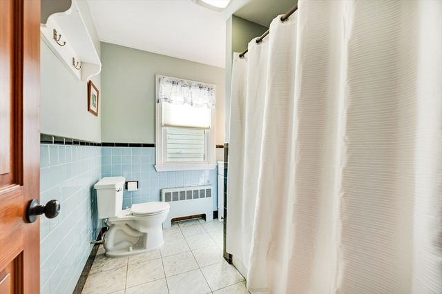 15 Hillside, Woburn, MA 01801