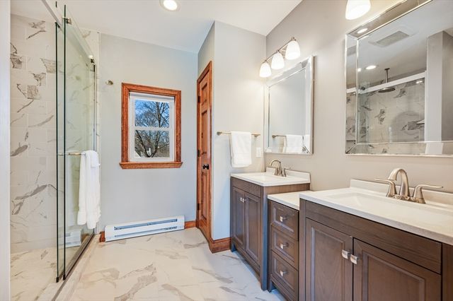 15 Hillside, Woburn, MA 01801