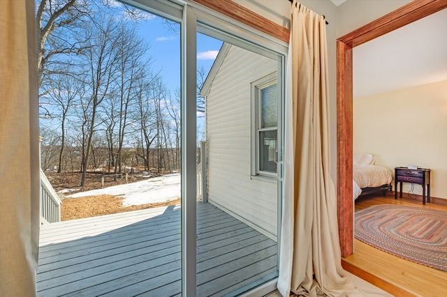 15 Hillside, Woburn, MA 01801