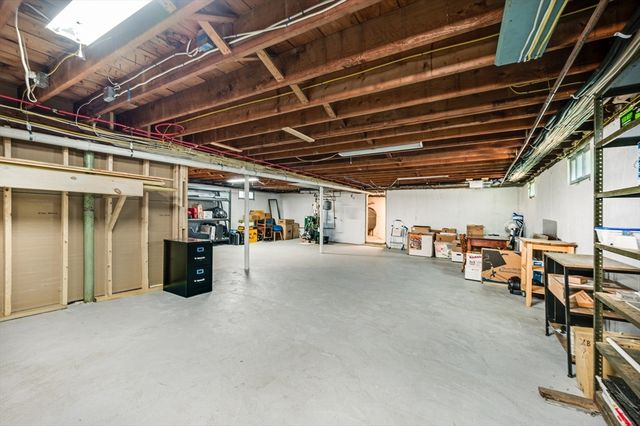 15 Hillside, Woburn, MA 01801