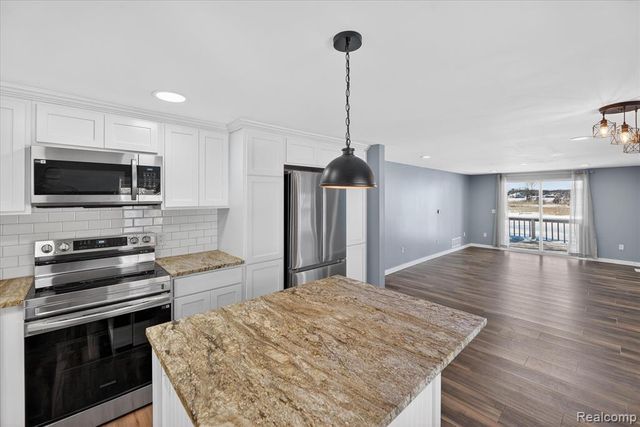 4539 Parker Drive, Howell, MI 48843