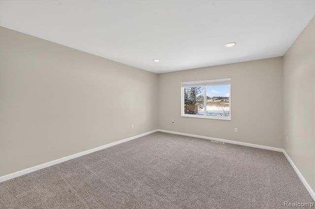 4539 Parker Drive, Howell, MI 48843