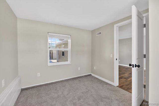 4539 Parker Drive, Howell, MI 48843