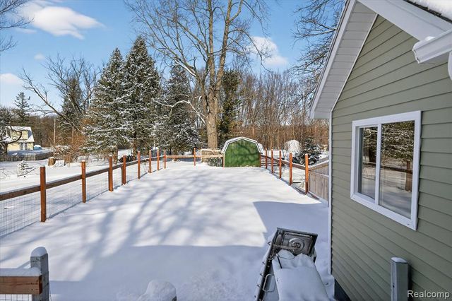 4539 Parker Drive, Howell, MI 48843