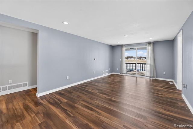 4539 Parker Drive, Howell, MI 48843