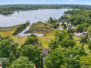4539 Parker Drive, Howell, MI 48843