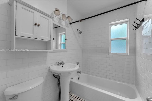 421 NW 105th Street, Miami, FL 33150