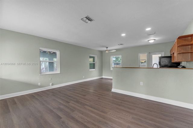 421 NW 105th Street, Miami, FL 33150