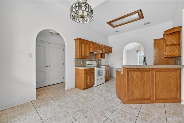 2010 Point West Drive, Edinburg, TX 78539