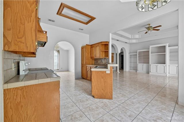 2010 Point West Drive, Edinburg, TX 78539