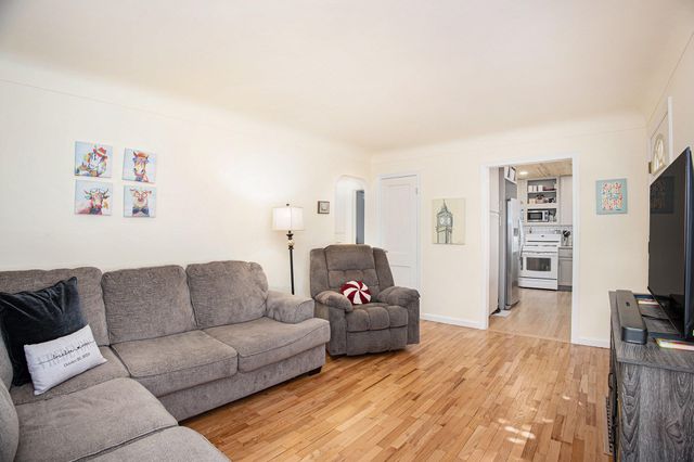 2867 Sharon Avenue SW, Wyoming, MI 49519