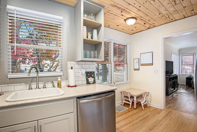 2867 Sharon Avenue SW, Wyoming, MI 49519