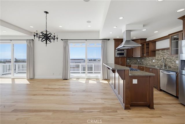733 21st, Hermosa Beach, CA 90254