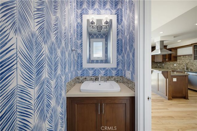 733 21st, Hermosa Beach, CA 90254