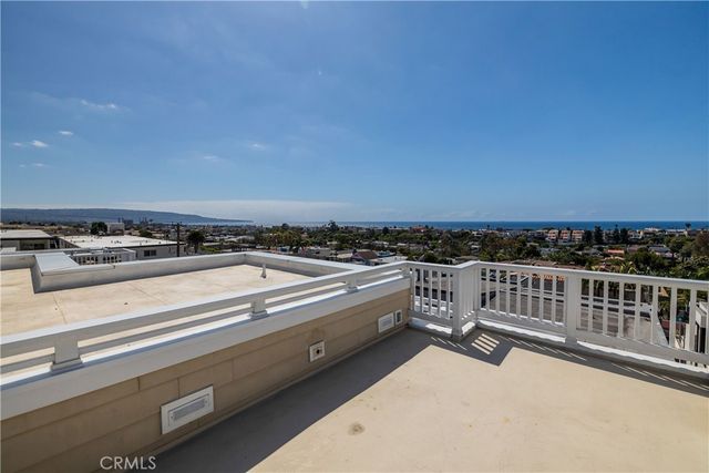 733 21st, Hermosa Beach, CA 90254
