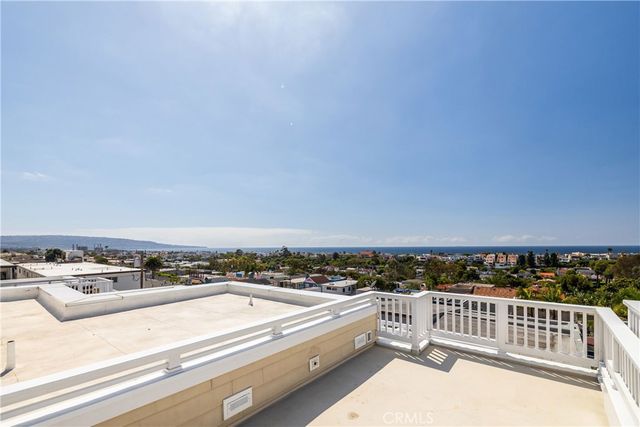 733 21st, Hermosa Beach, CA 90254