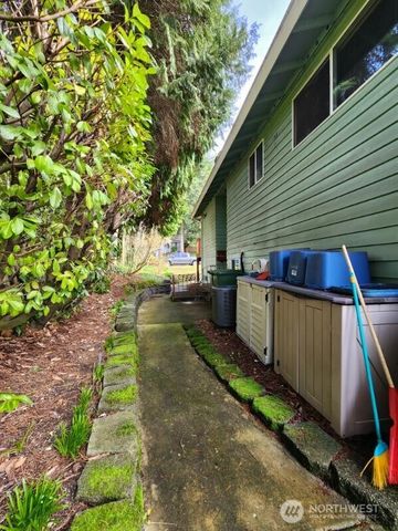 714 Pasadena Avenue, Fircrest, WA 98466