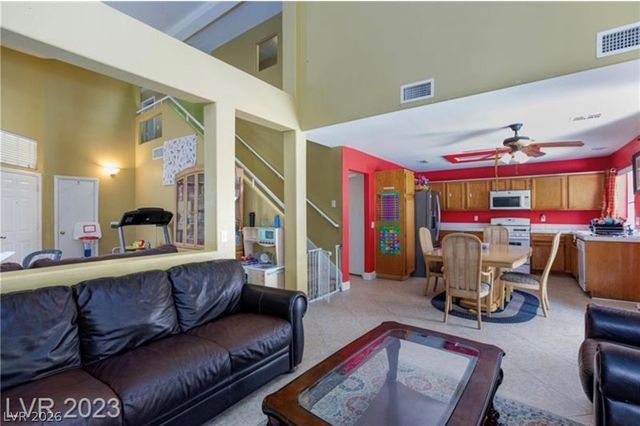 6027 Peach Orchard Road, Las Vegas, NV 89142