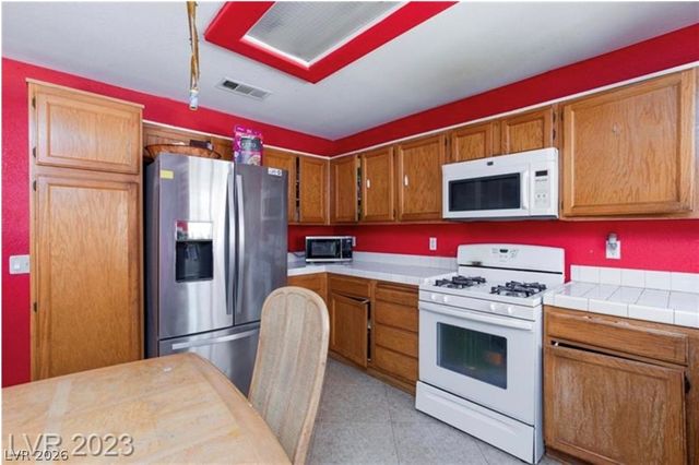 6027 Peach Orchard Road, Las Vegas, NV 89142