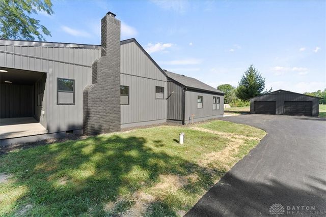 4970 Troy Road, Springfield, OH 45502