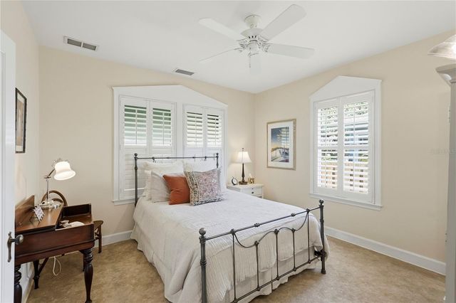 1325 24TH AVENUE N, St Petersburg, FL 33704