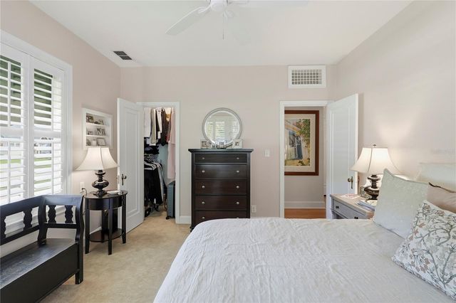 1325 24TH AVENUE N, St Petersburg, FL 33704