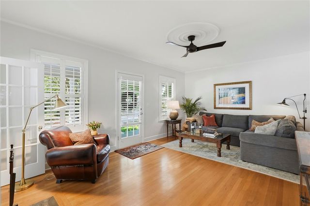 1325 24TH AVENUE N, St Petersburg, FL 33704